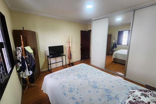 Casa à venda com 3 quartos, 180m² em Vila América, Santo André