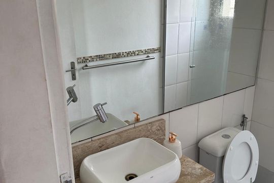 Banheiro de apartamento para alugar com 3 quartos, 68m² em Jardim America, Taboão da Serra