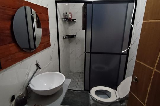 Banheiro de casa à venda com 4 quartos, 800m² em Parque Brasil, São Paulo