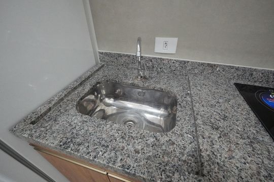 Cozinha de kitnet/studio para alugar com 1 quarto, 20m² em Vila Mariana, São Paulo