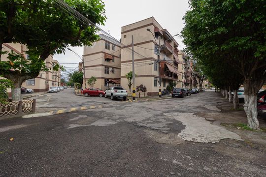 Fachada de apartamento para alugar com 2 quartos, 59m² em Campo Grande, Rio de Janeiro