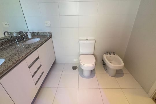 Apartamento para alugar com 3 quartos, 200m² em Vila Andrade, São Paulo