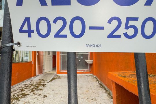 Placa de casa à venda com 2 quartos, 113m² em Chácara Santo Antônio (zona Sul), São Paulo