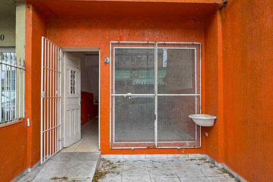 Garagem de casa à venda com 2 quartos, 113m² em Chácara Santo Antônio (zona Sul), São Paulo