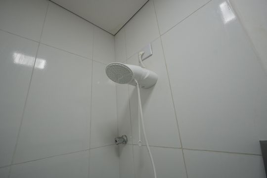 Banheiro de kitnet/studio para alugar com 1 quarto, 18m² em Vila Mariana, São Paulo