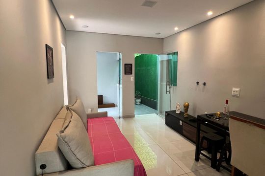 Sala de casa à venda com 3 quartos, 210m² em Jardim Riacho das Pedras, Contagem