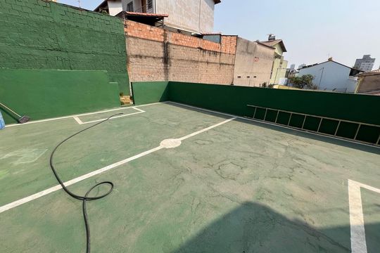Área externa de casa à venda com 3 quartos, 210m² em Jardim Riacho das Pedras, Contagem