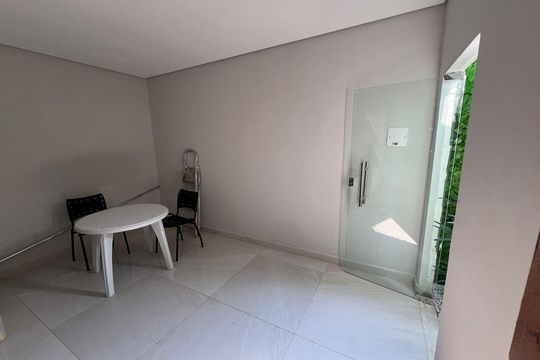 Quarto de casa à venda com 3 quartos, 210m² em Jardim Riacho das Pedras, Contagem