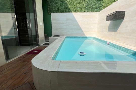 Área externa de casa à venda com 3 quartos, 210m² em Jardim Riacho das Pedras, Contagem