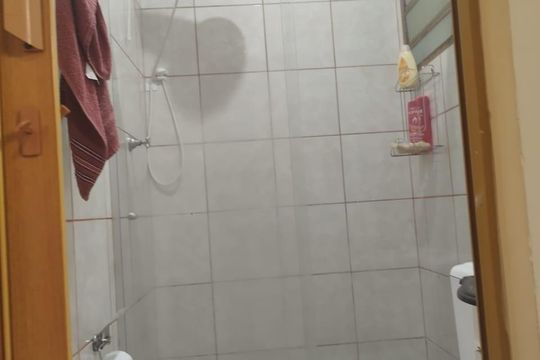 Banheiro de casa para alugar com 3 quartos, 68m² em Jacareí, Jacareí