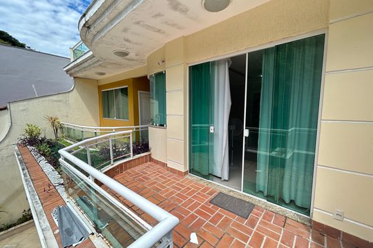 Varanda da Suíte de casa à venda com 4 quartos, 390m² em Vila Valqueire, Rio de Janeiro