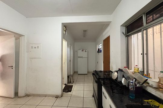 Cozinha de casa à venda com 4 quartos, 189m² em Moinho Velho, São Paulo