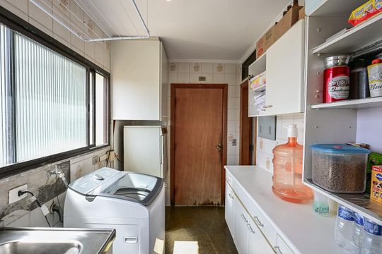Área de Serviço  de apartamento à venda com 4 quartos, 170m² em Vila Morse, São Paulo