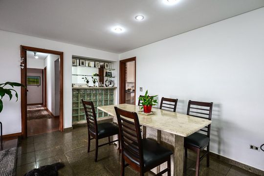 Sala de Jantar de apartamento à venda com 4 quartos, 170m² em Vila Morse, São Paulo