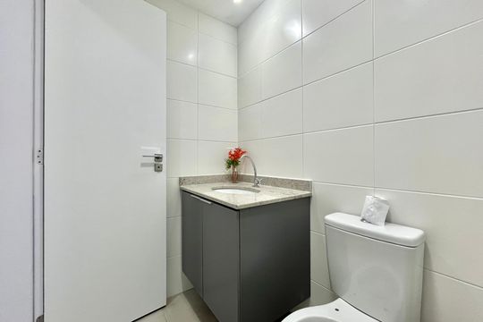 Banheiro de kitnet/studio à venda com 1 quarto, 25m² em Vila Mascote, São Paulo