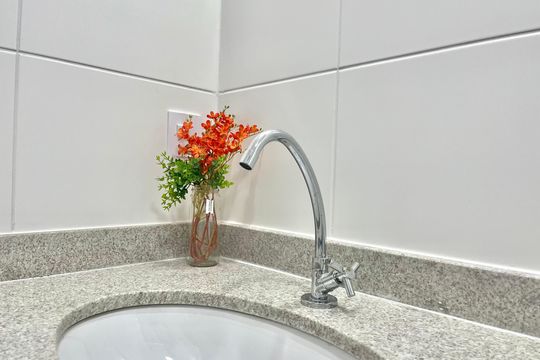 Banheiro de kitnet/studio à venda com 1 quarto, 25m² em Vila Mascote, São Paulo