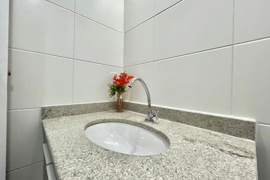 Banheiro de kitnet/studio à venda com 1 quarto, 25m² em Vila Mascote, São Paulo