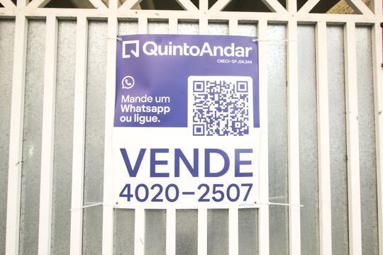Placa instalada em 23/03/2026 com o código WYNY-1419 de casa à venda com 3 quartos, 159m² em Jardim Las Vegas, Santo André