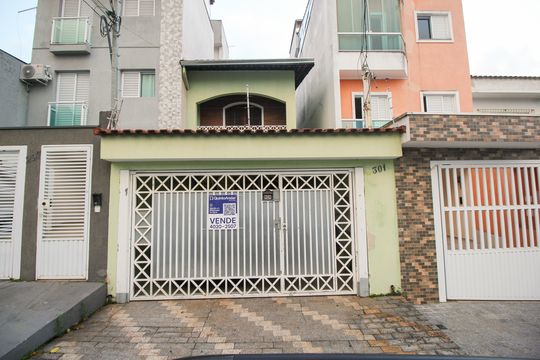 Fachada de casa à venda com 3 quartos, 159m² em Jardim Las Vegas, Santo André