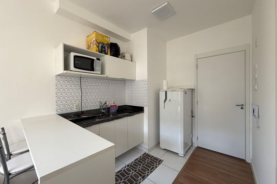 Cozinha de kitnet/studio para alugar com 1 quarto, 30m² em República, São Paulo