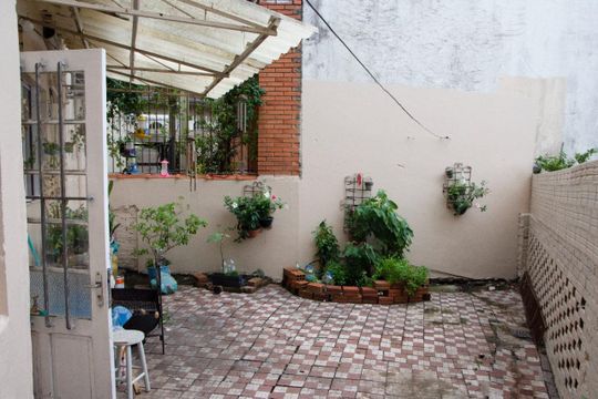 Área externa de apartamento à venda com 2 quartos, 60m² em Petrópolis, Porto Alegre