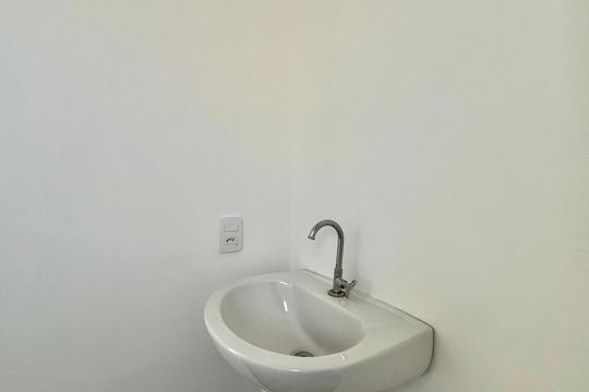 Banheiro de apartamento à venda com 1 quarto, 40m² em Vila Santa Catarina, São Paulo