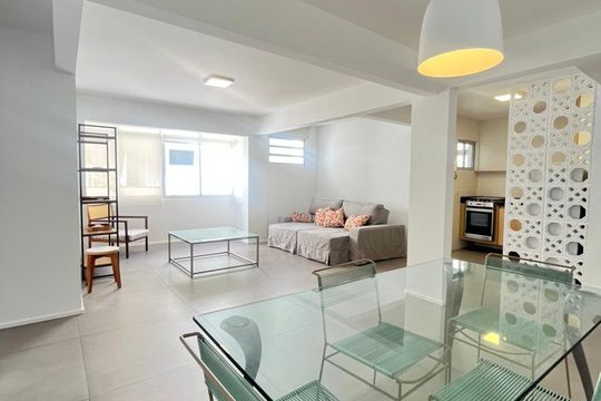 Sala de apartamento para alugar com 2 quartos, 95m² em Vila Madalena, São Paulo