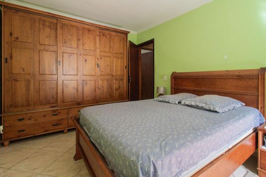 Quarto 1 de casa para alugar com 3 quartos, 1000m² em Jardim Pilar, Mauá