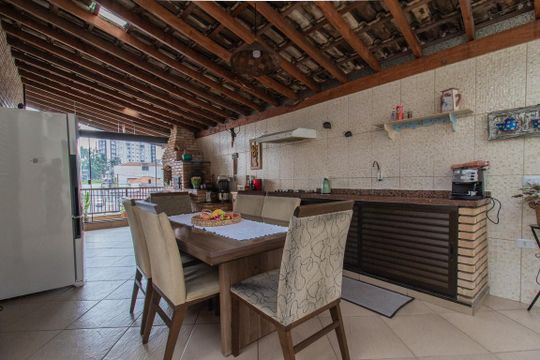Cozinha de casa para alugar com 3 quartos, 1000m² em Jardim Pilar, Mauá