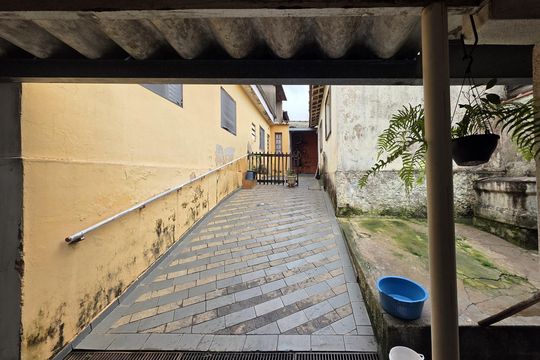 Quintal de casa à venda com 2 quartos, 300m² em Parque das Nações, Santo André