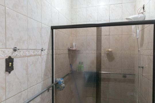 Casa para alugar com 5 quartos, 300m² em Minas Caixa, Belo Horizonte