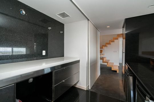 Cozinha de apartamento à venda com 3 quartos, 164m² em Independência, Porto Alegre