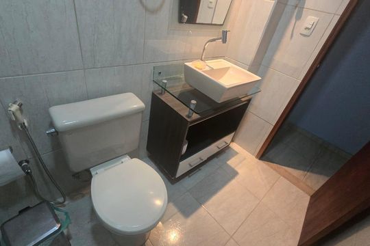 Banheiro de apartamento à venda com 2 quartos, 72m² em Osvaldo Cruz, São Caetano do Sul