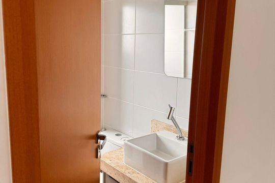 Banheiro de apartamento para alugar com 1 quarto, 55m² em Vila Branca, Jacareí