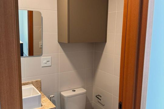 Banheiro de apartamento para alugar com 1 quarto, 55m² em Vila Branca, Jacareí