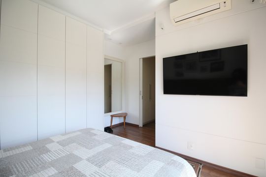 Apartamento à venda com 2 quartos, 143m² em Parque do Morumbi, São Paulo