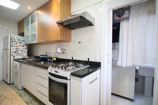 Apartamento à venda com 2 quartos, 143m² em Parque do Morumbi, São Paulo