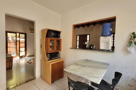 Cozinha de casa de condomínio para alugar com 3 quartos, 122m² em Conjunto Habitacional Vila Santana (sousas), Campinas