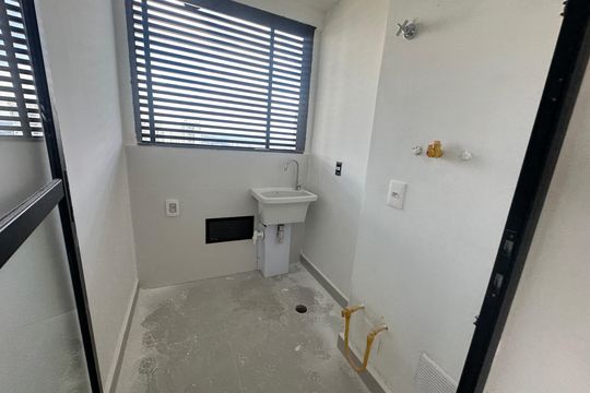Área de Serviço de apartamento à venda com 3 quartos, 112m² em Alphaville Empresarial, Barueri