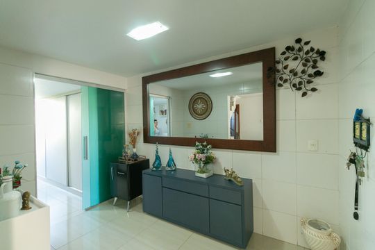 Apartamento à venda com 4 quartos, 249m² em Santa Amelia, Belo Horizonte