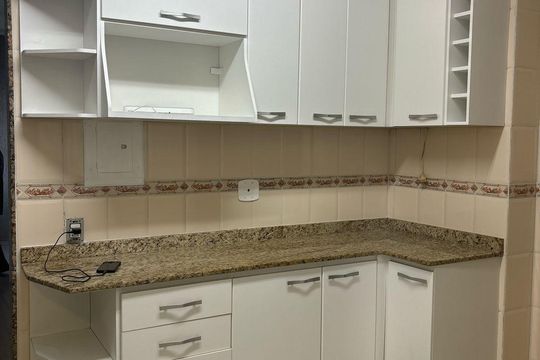 Cozinha de apartamento para alugar com 2 quartos, 80m² em Irajá, Rio de Janeiro
