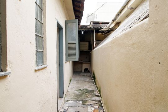 Quintal e área de serviço de casa para alugar com 1 quarto, 58m² em Ramos, Rio de Janeiro