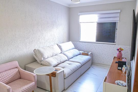 Sala de apartamento à venda com 3 quartos, 105m² em Vila Cloris, Belo Horizonte