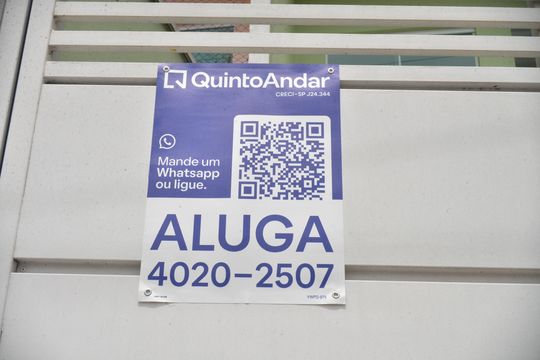 Placa de casa para alugar com 3 quartos, 130m² em Vila Eldizia, Santo André