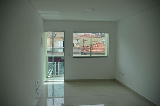 Sala de casa para alugar com 3 quartos, 130m² em Vila Eldizia, Santo André