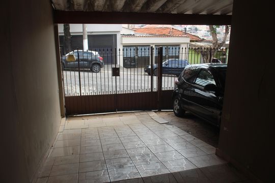 Garagem de casa à venda com 4 quartos, 170m² em Vila Palmares, São Caetano do Sul