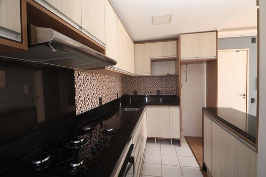 Cozinha de apartamento à venda com 2 quartos, 49m² em Fátima, Canoas