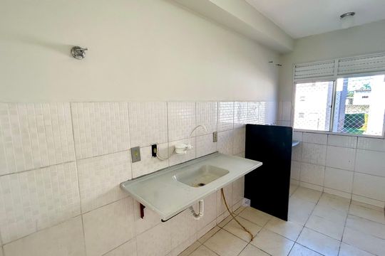 Cozinha de apartamento para alugar com 2 quartos, 53m² em Vila Sadokim, Guarulhos