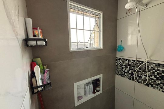 Banheiro - Casa 1 de casa à venda com 3 quartos, 155m² em Vila Humaita, Santo André