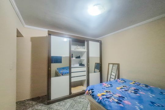 Quarto 2 de casa à venda com 2 quartos, 100m² em Vila Dalva, São Paulo